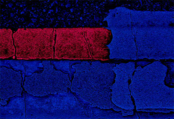 street line blue and red